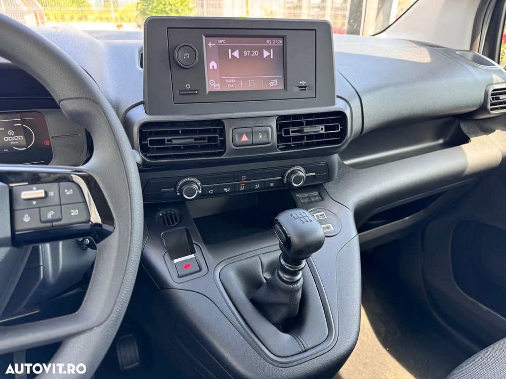 Toyota Proace 1.5 D-4D 102CP 6MT 4+1 L1 Comfort - 17