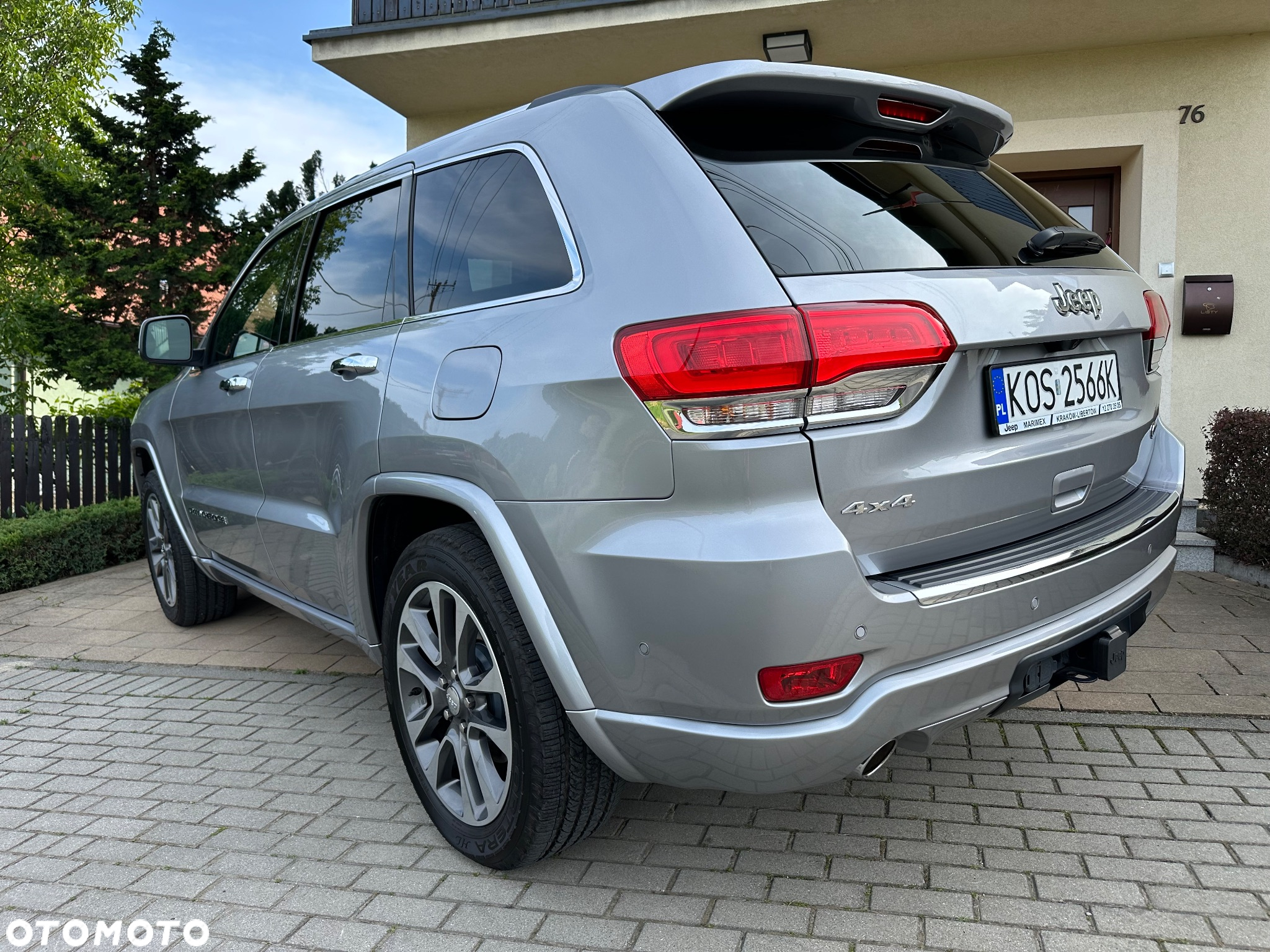 Jeep Grand Cherokee 5.7 V8 HEMI Overland - 12