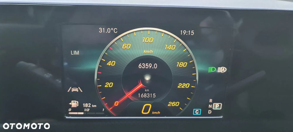 Mercedes-Benz CLA 220 d Edition 1 8G-DCT - 15