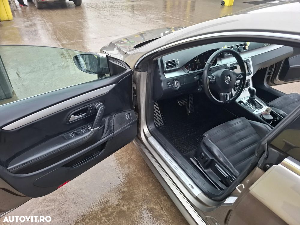 Volkswagen Passat CC - 12