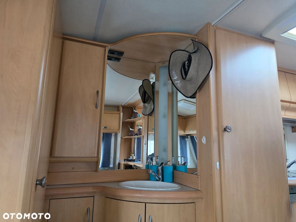 Hobby 560 de luxe easy - 9