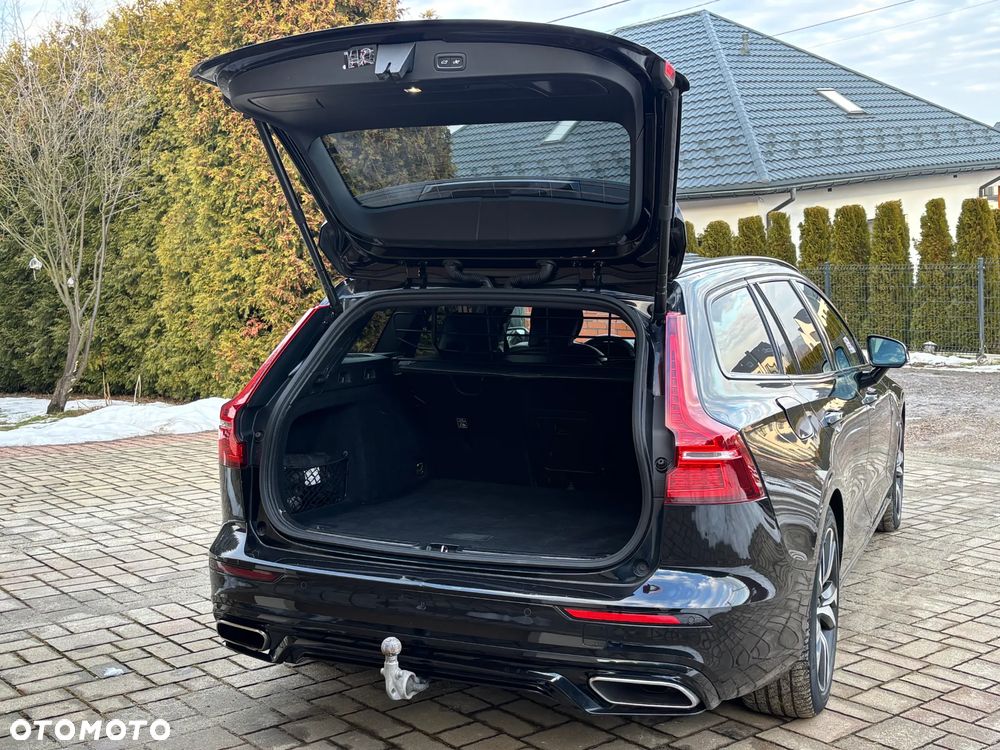 Volvo V60 T8 AWD Recharge Geartronic RDesign - 16