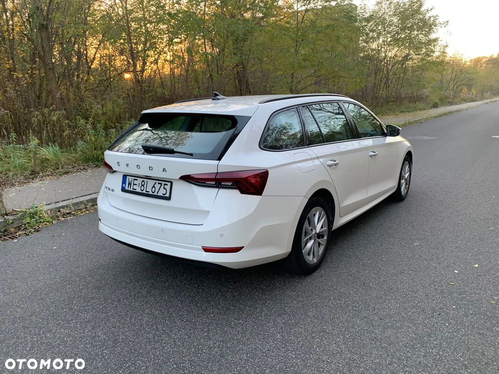 Skoda Octavia 2023 photo 5