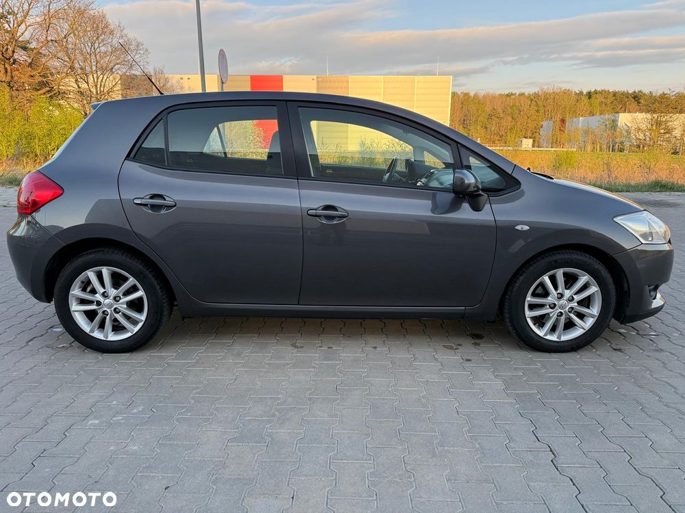 Toyota Auris 2.0 D-4D Luna - 12