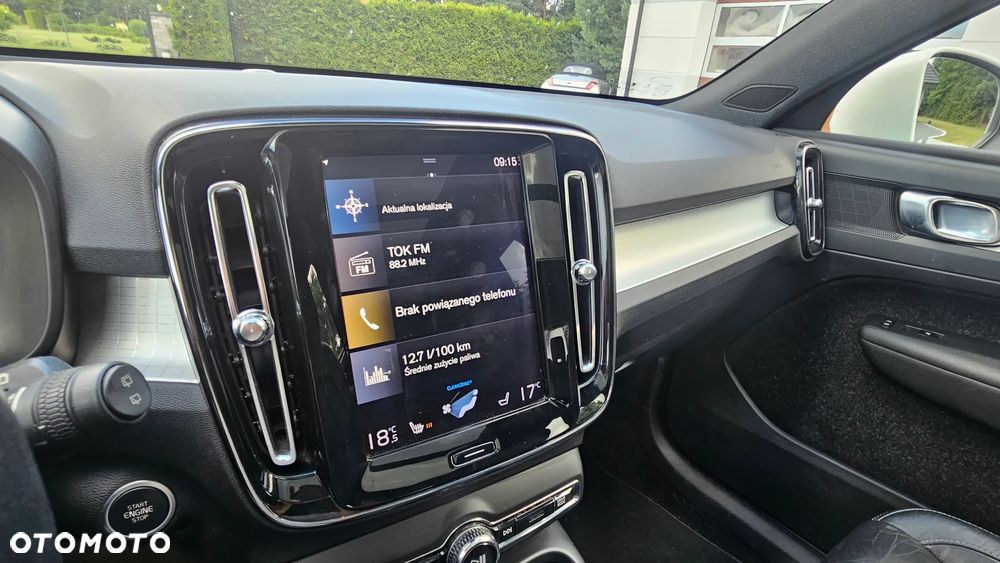 Volvo XC 40 - 18
