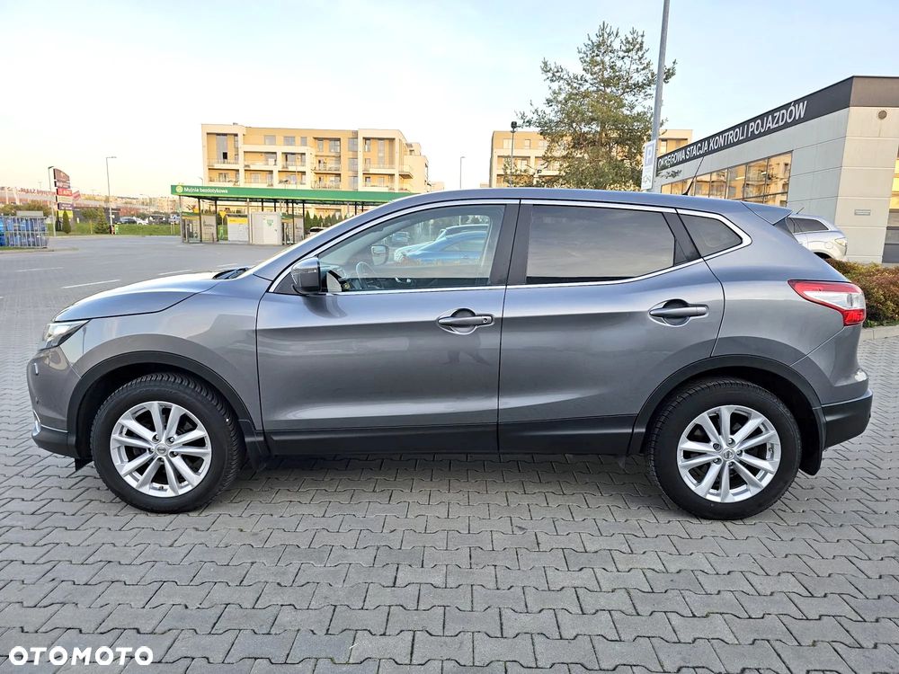 2015 Nissan Qashqai 1.6 DIG-T N-Connecta, photograph 9
