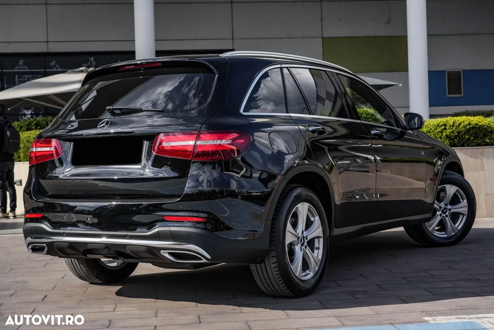 Mercedes-Benz GLC 250 d 4MATIC 9G-TRONIC AMG Line - 9