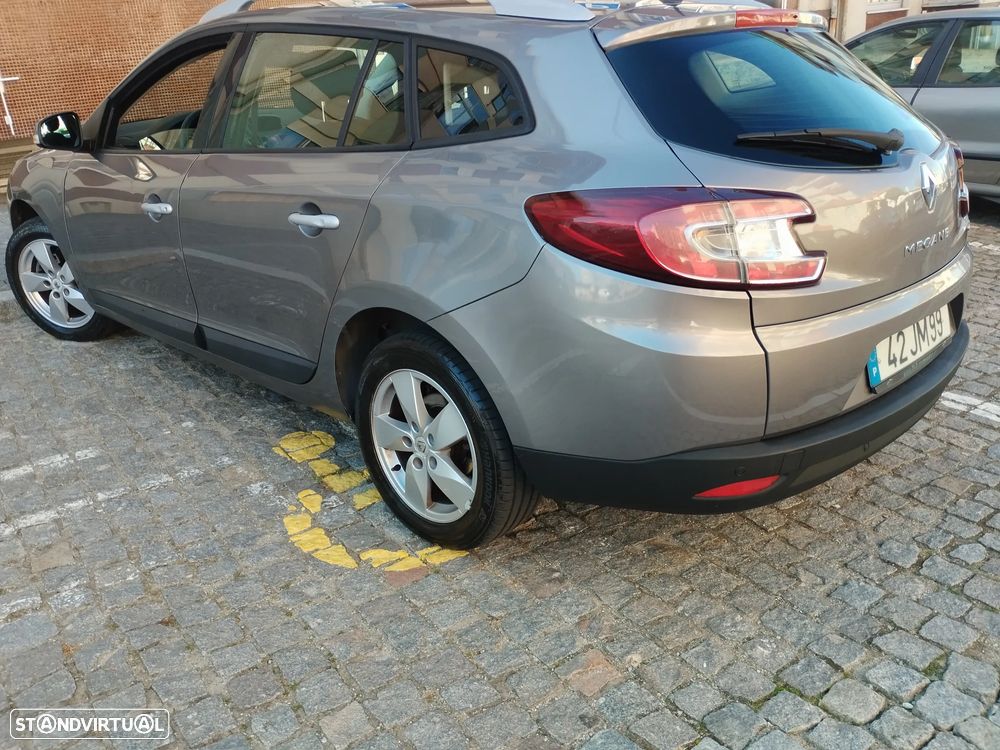 Renault Mégane Sport Tourer 1.5 dCi Dynamique - 6