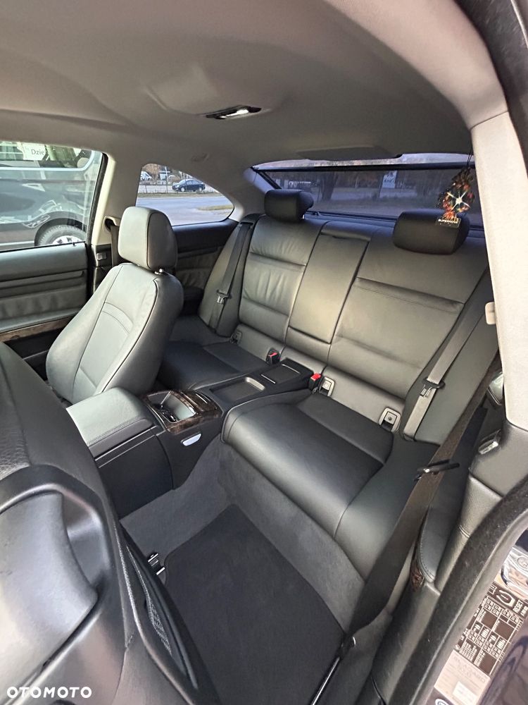 BMW Seria 3 320i - 6