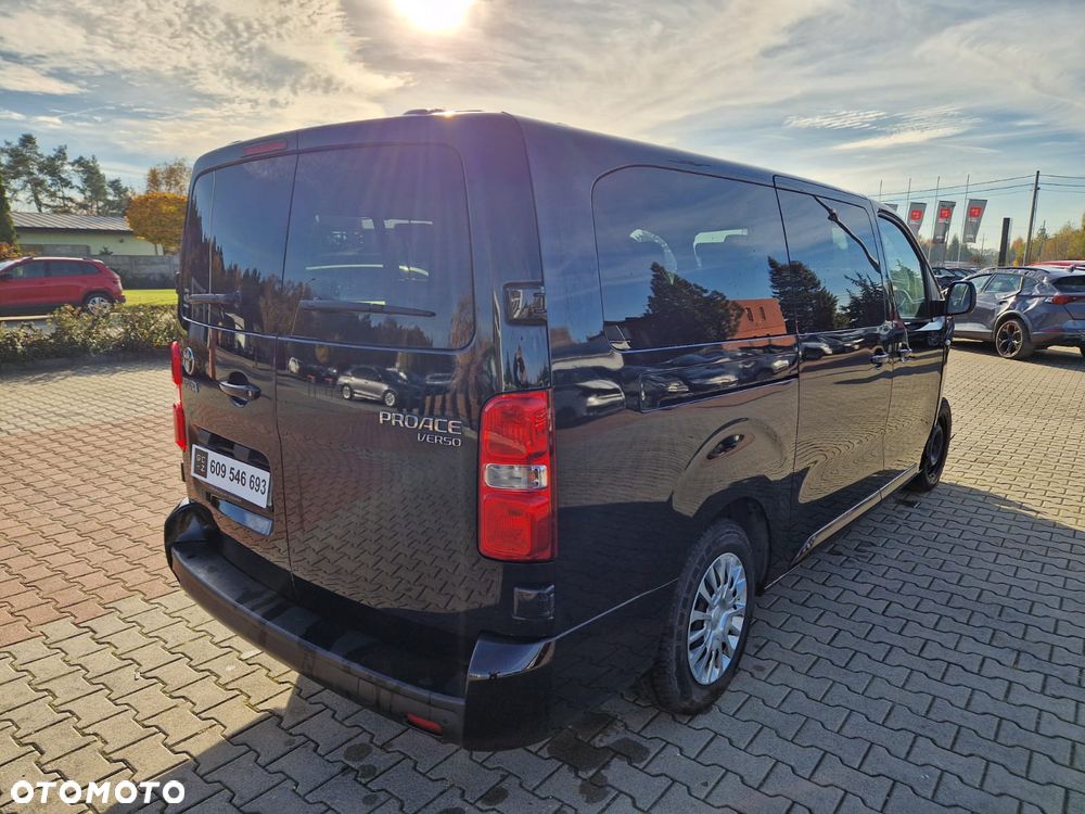 Toyota Proace Verso 2.0 D4-D Medium Family - 1