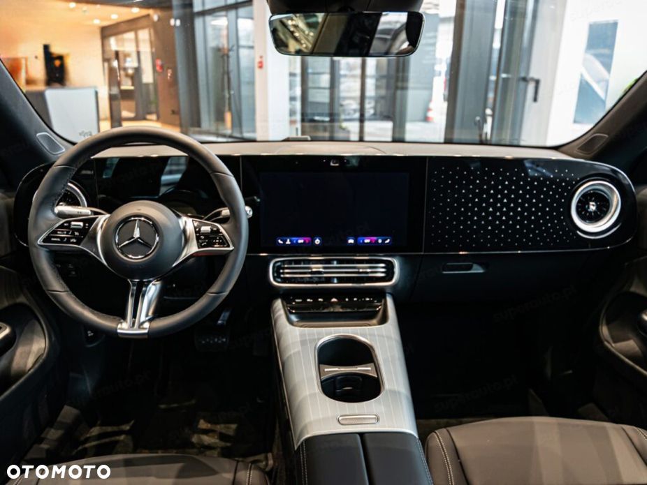 Mercedes-Benz CLA - 10