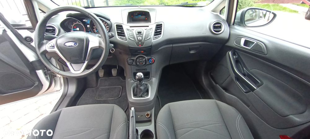 Ford Fiesta 1.25 Champions Edition - 13