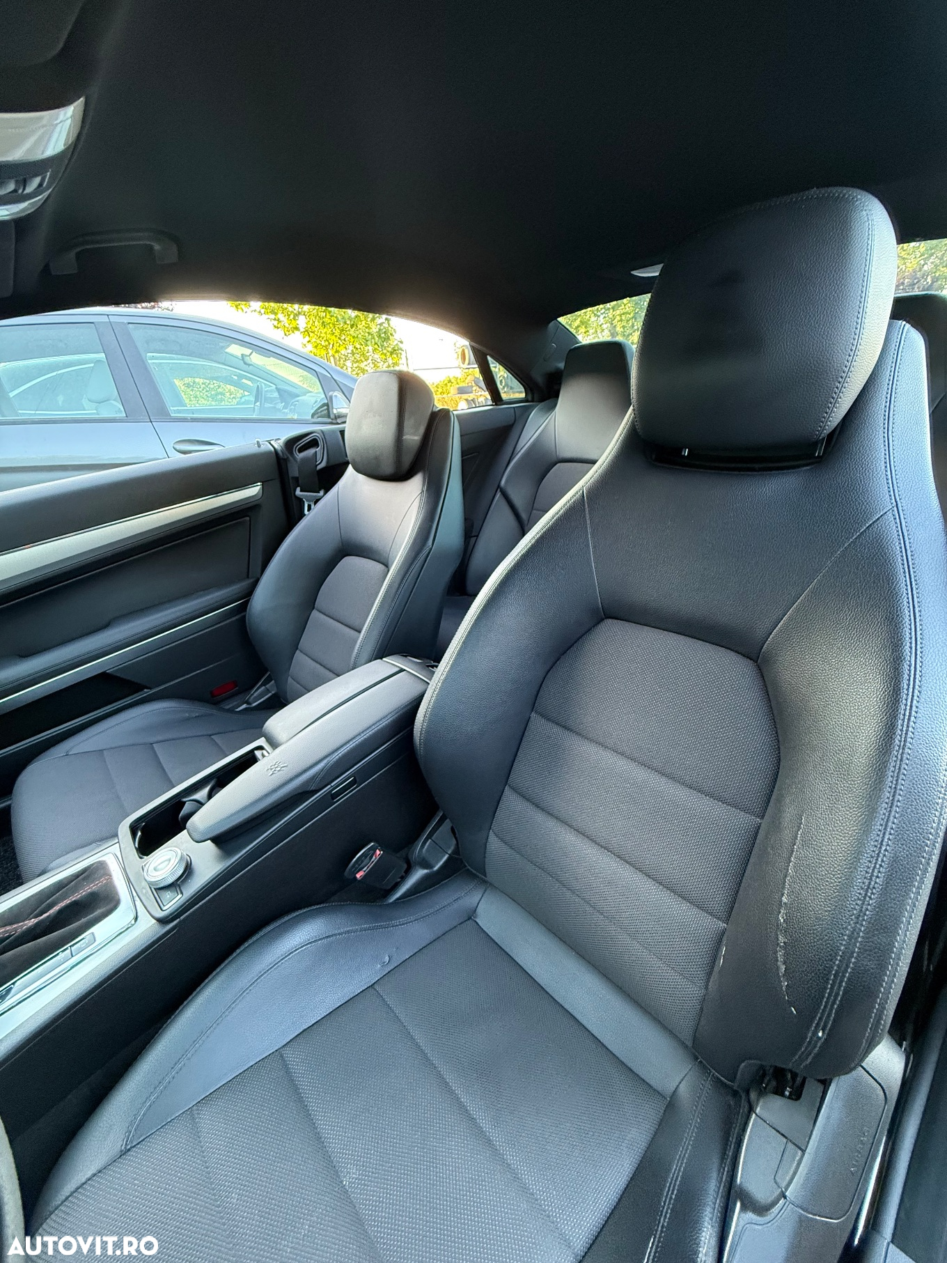 Mercedes-Benz E 220 CDI Coupe 7G-TRONIC - 36