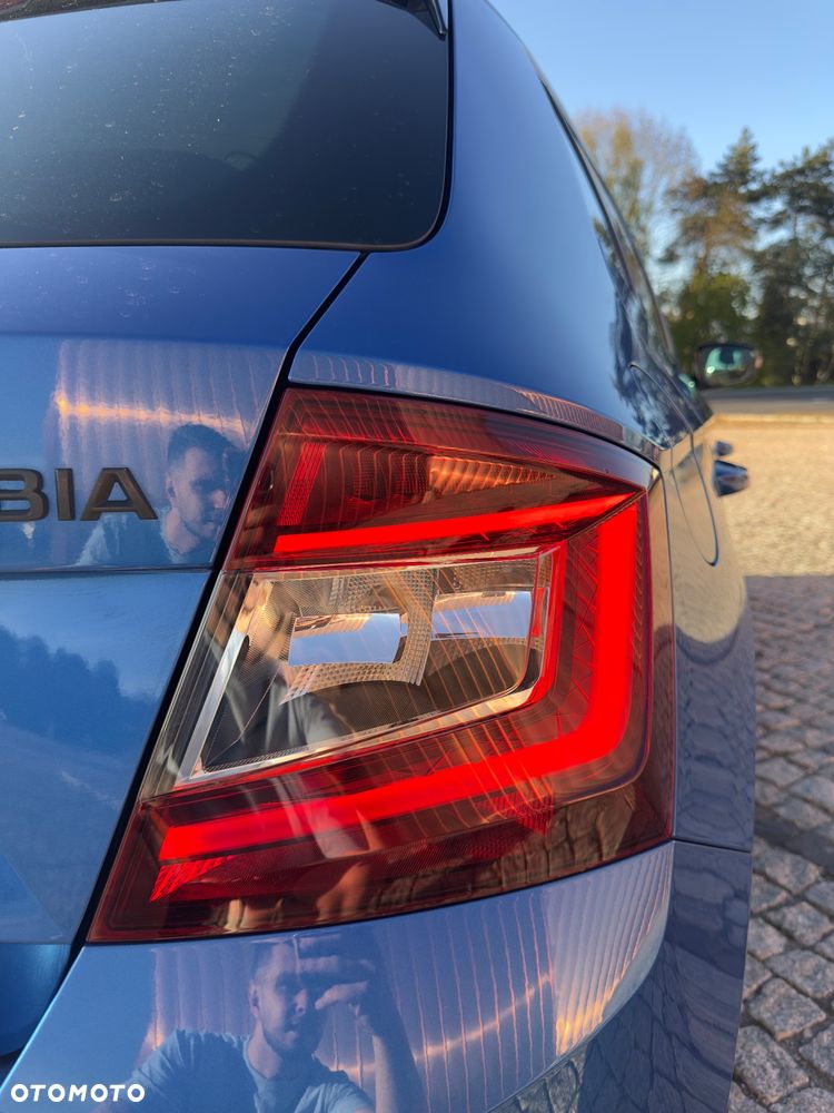 Skoda Fabia 1.0 TSI Style Color - 23