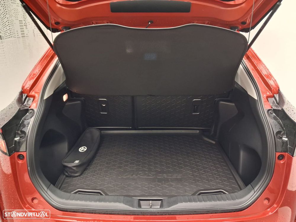 Toyota Yaris Cross 1.5 HDF Comfort Plus - 9