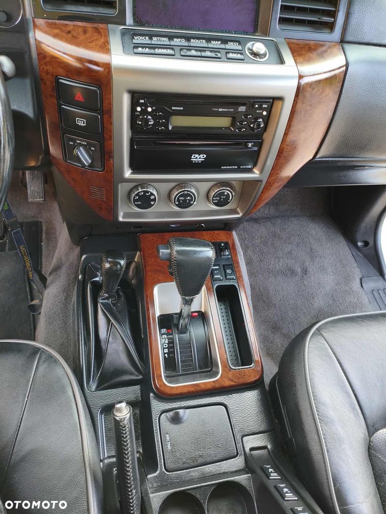 Nissan Patrol - 12