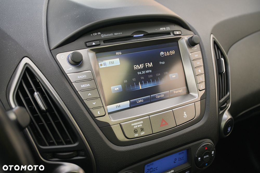 Hyundai ix35 1.7 CRDi 2WD blue Style - 29