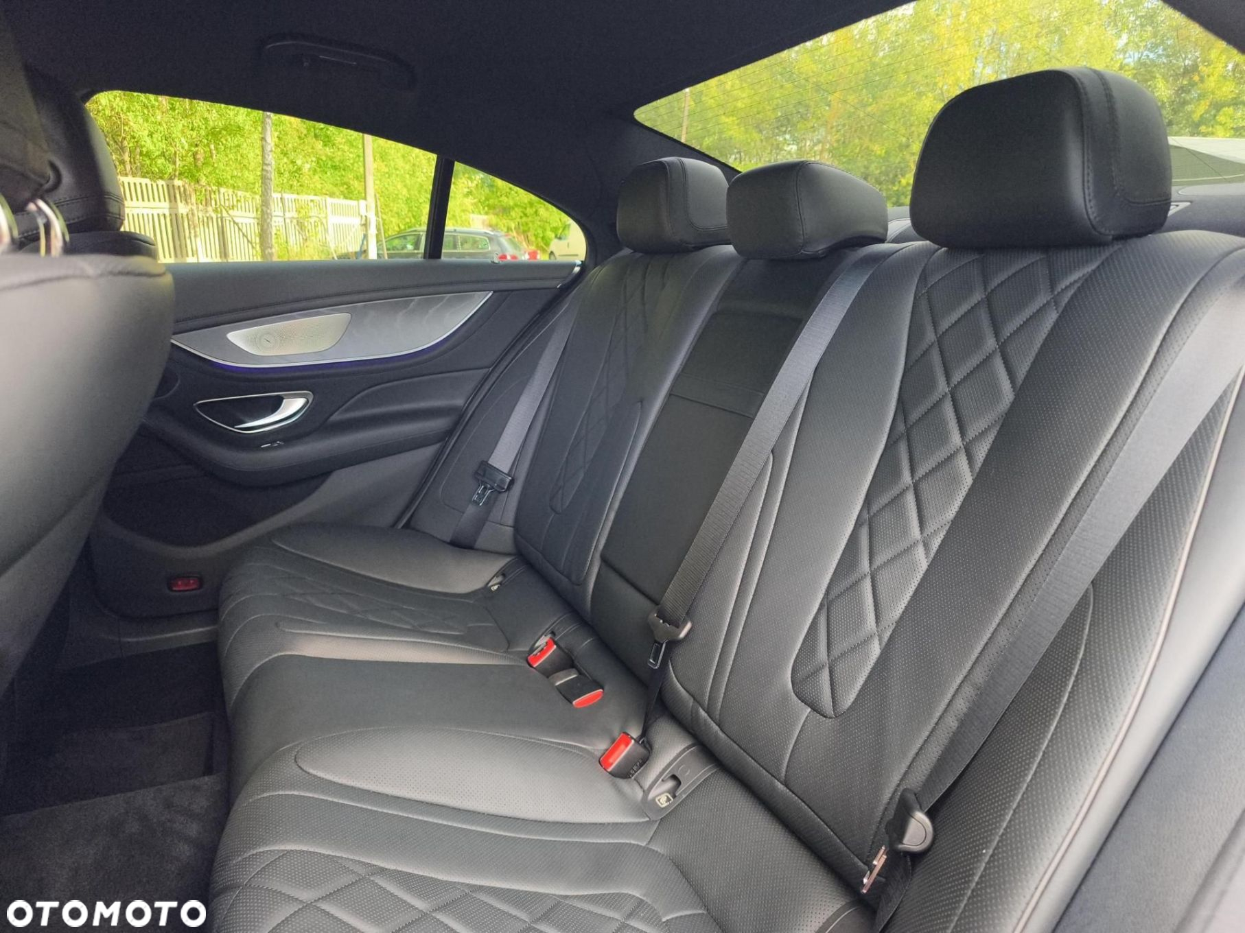Mercedes-Benz CLS - 21