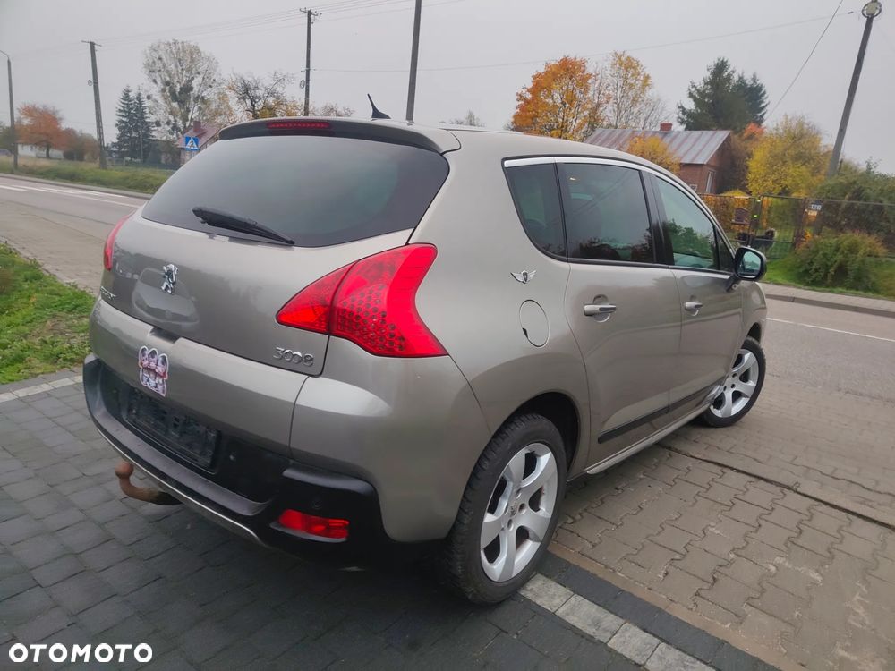 Peugeot 3008 HDi FAP 150 Premium - 9