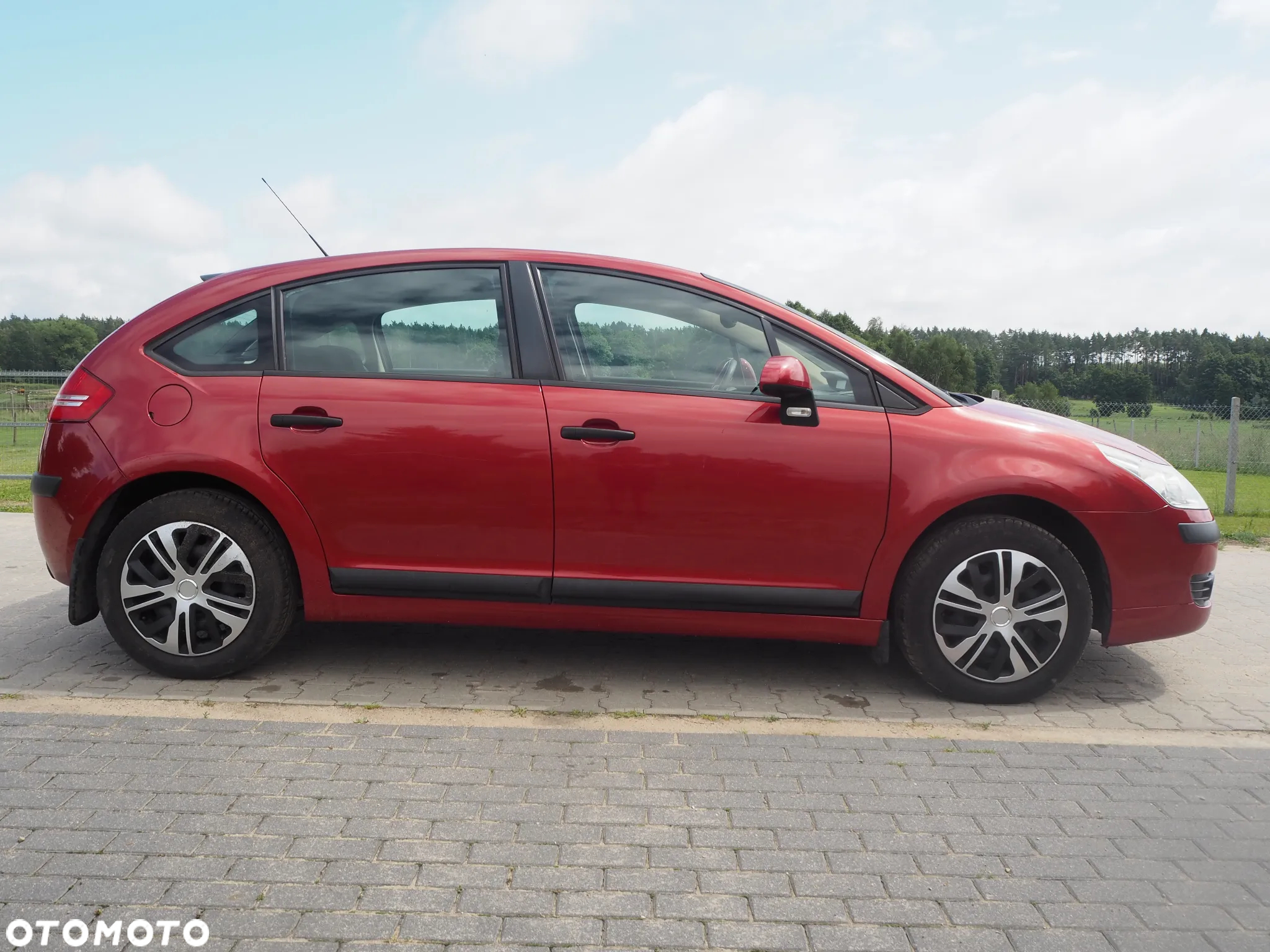 Citroën C4 1.6 16V Confort - 10