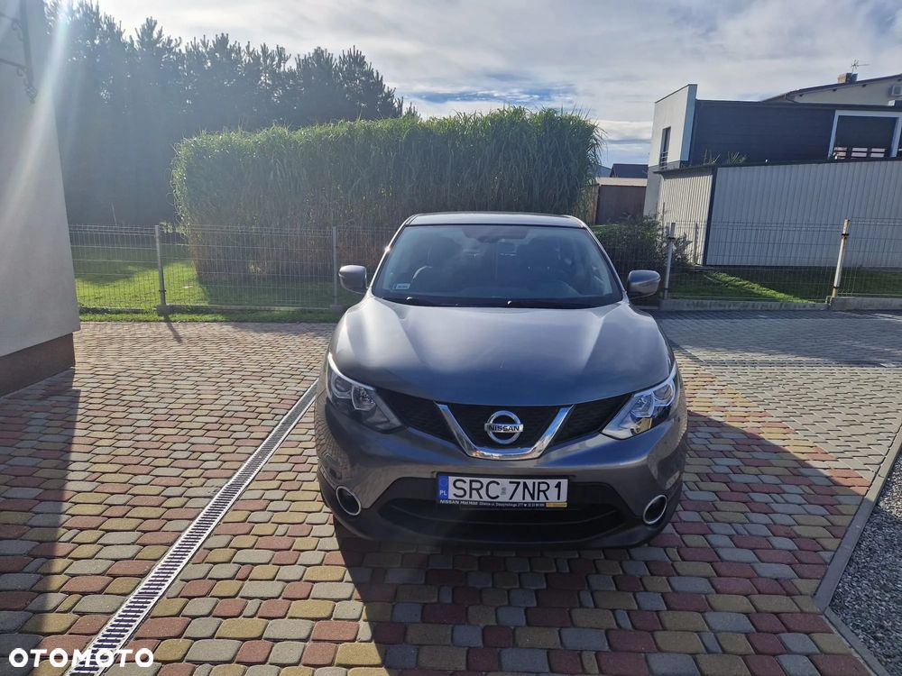 Nissan Qashqai - 1