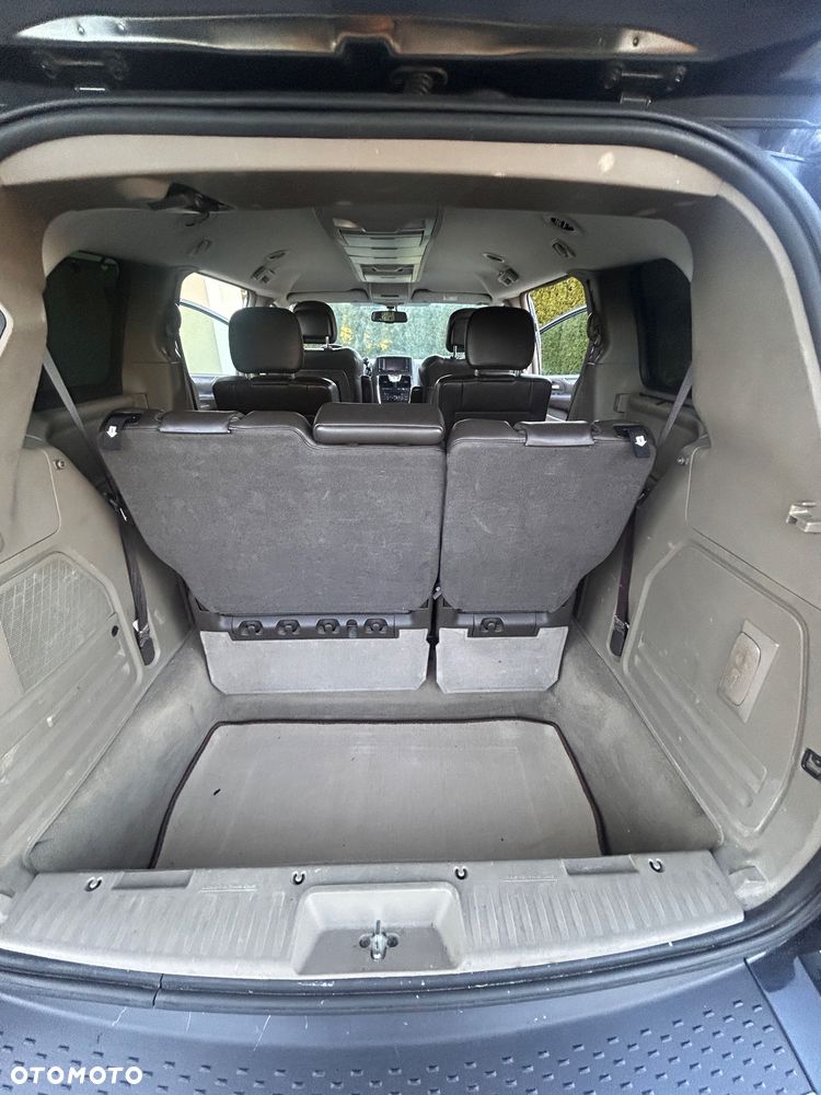 Lancia Voyager 2.8CRD Platinum - 19