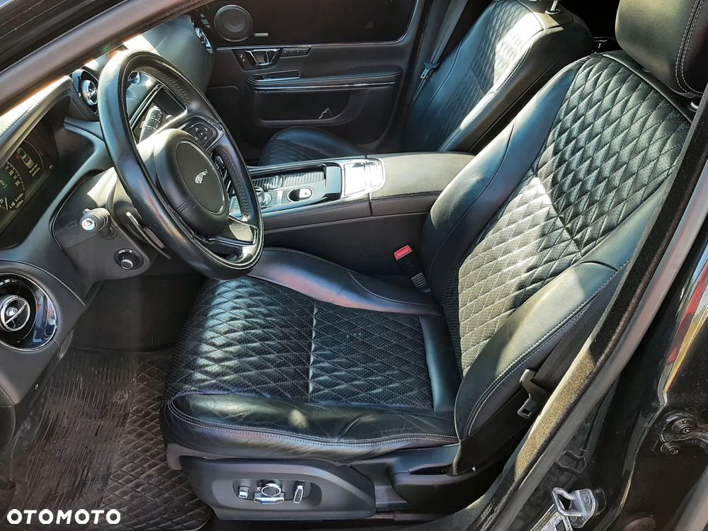 Jaguar XJ 3.0 V6 Kompressor AWD Langversion Autobiography - 39