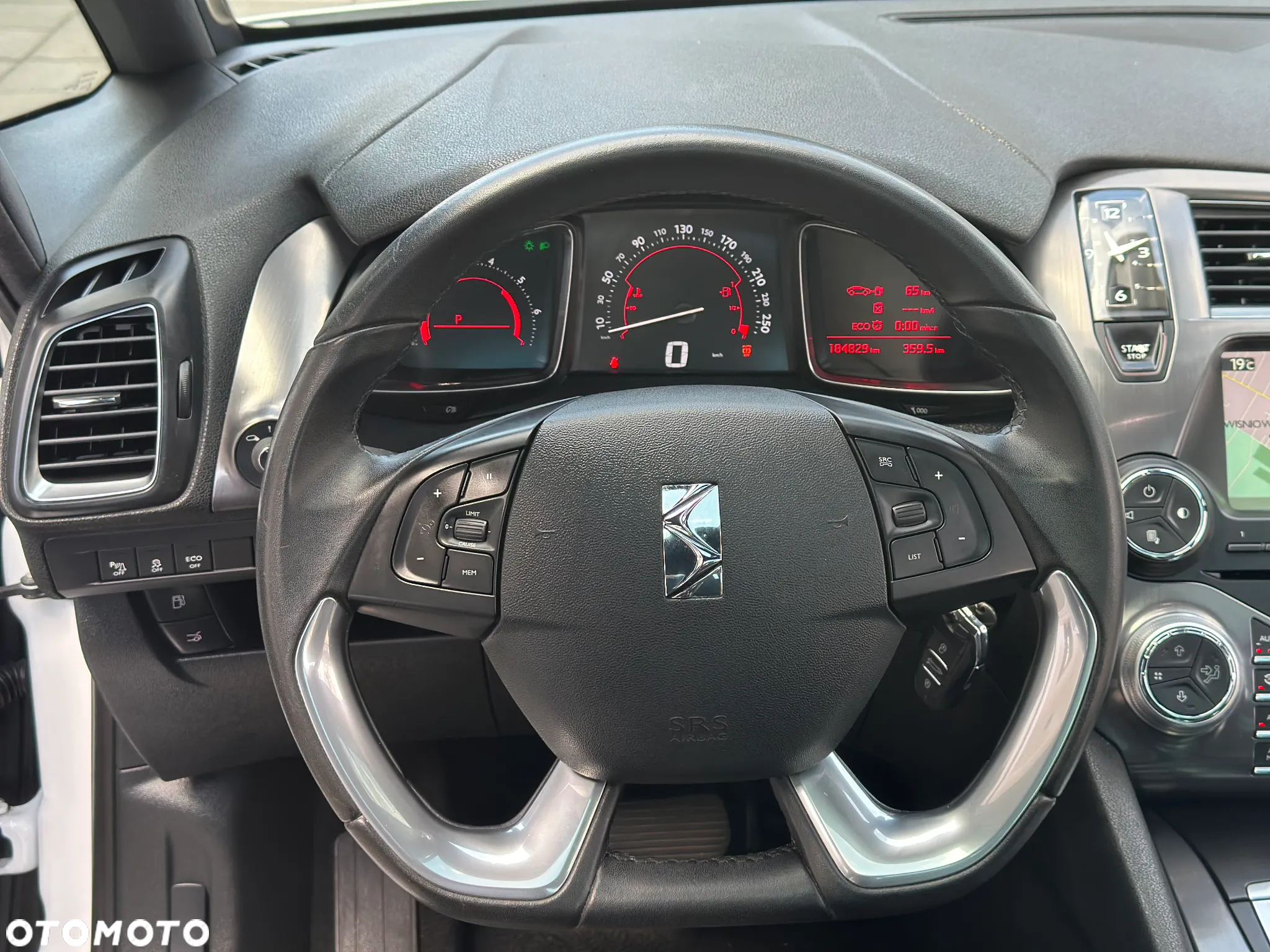 Citroën DS5 2.0 BlueHDi SoChic - 16