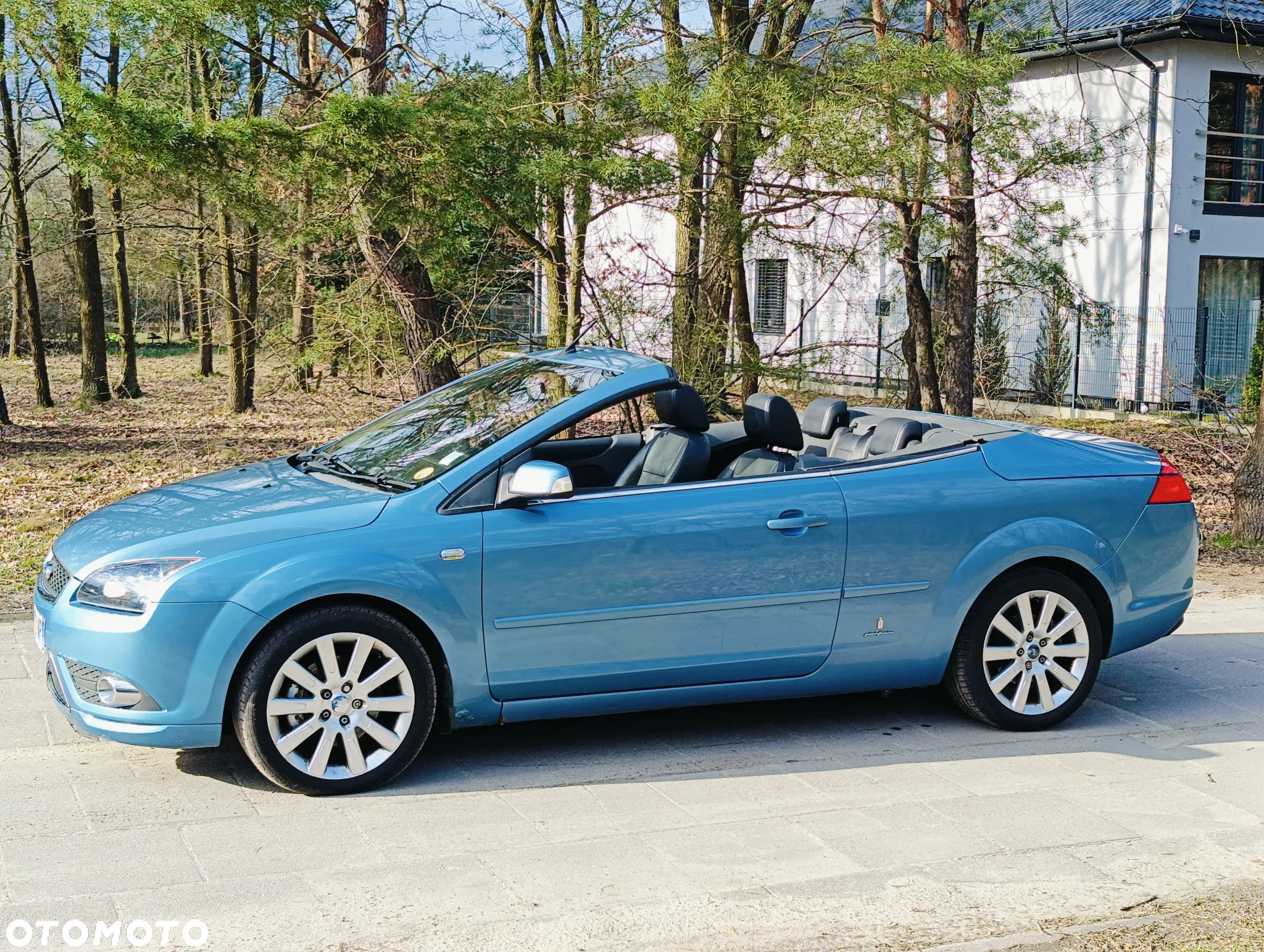 Ford Focus Coupe-Cabriolet 2.0 TDCi DPF Titanium - 13
