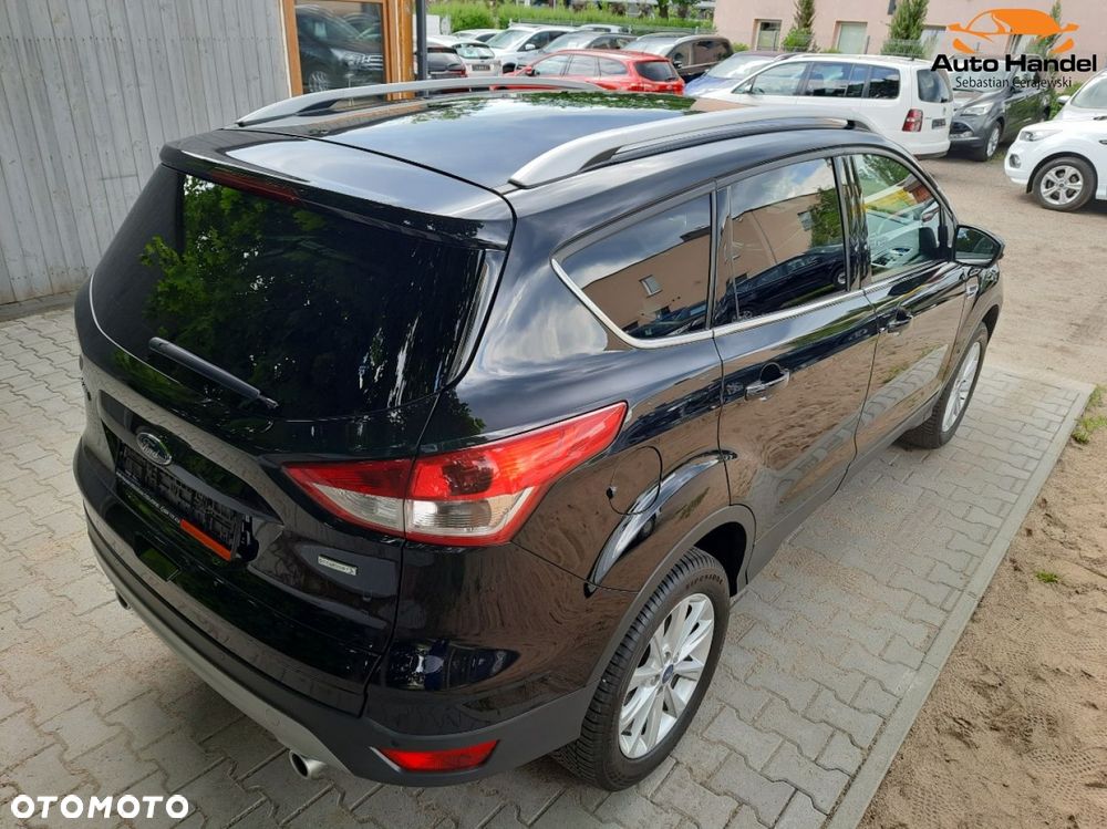 Ford Kuga 1.5 EcoBoost 2x4 Titanium - 12