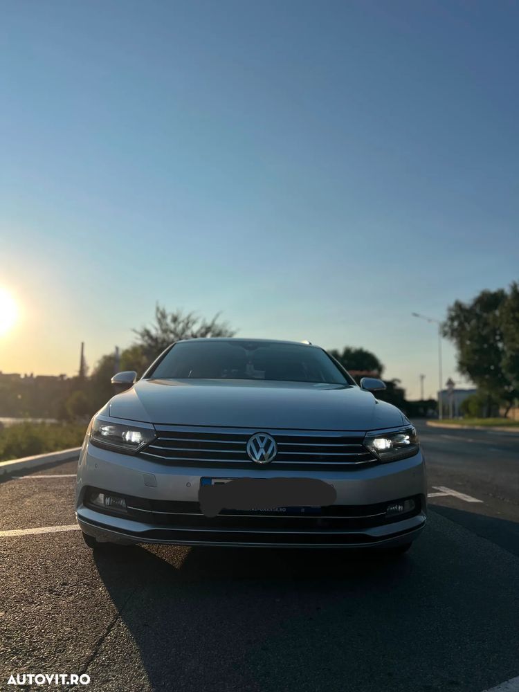 Volkswagen Passat 2.0 TDI DSG Highline - 13