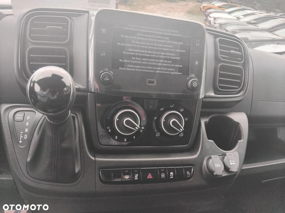 Peugeot BOXER - 12