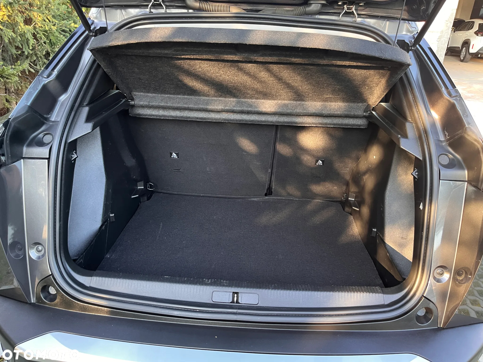 Peugeot 2008 1.5 BlueHDi Active S&S - 14
