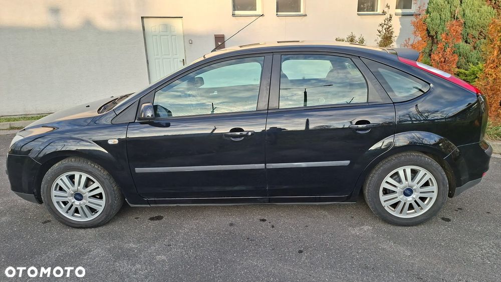 Ford Focus 1.6 Ambiente - 3