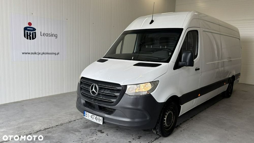 Mercedes-Benz Sprinter - 1