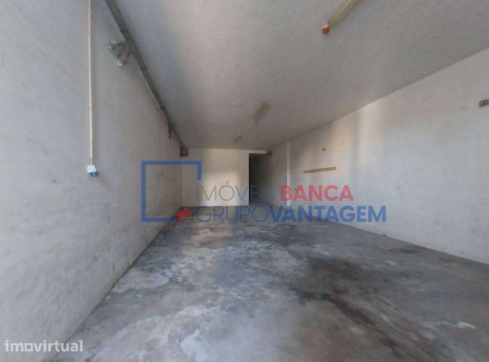 LOJA - PONTE DA BARCA - Grande imagem: 2/10