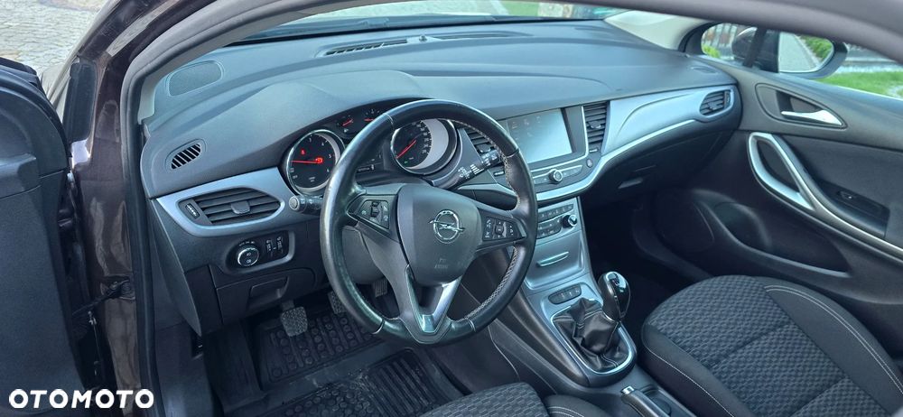 Opel Astra - 13