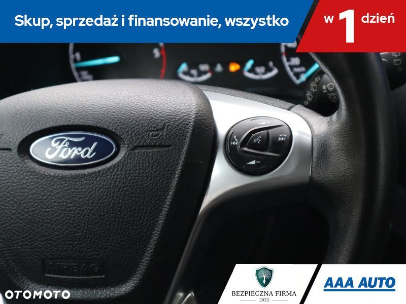Ford Tourneo Connect - 18