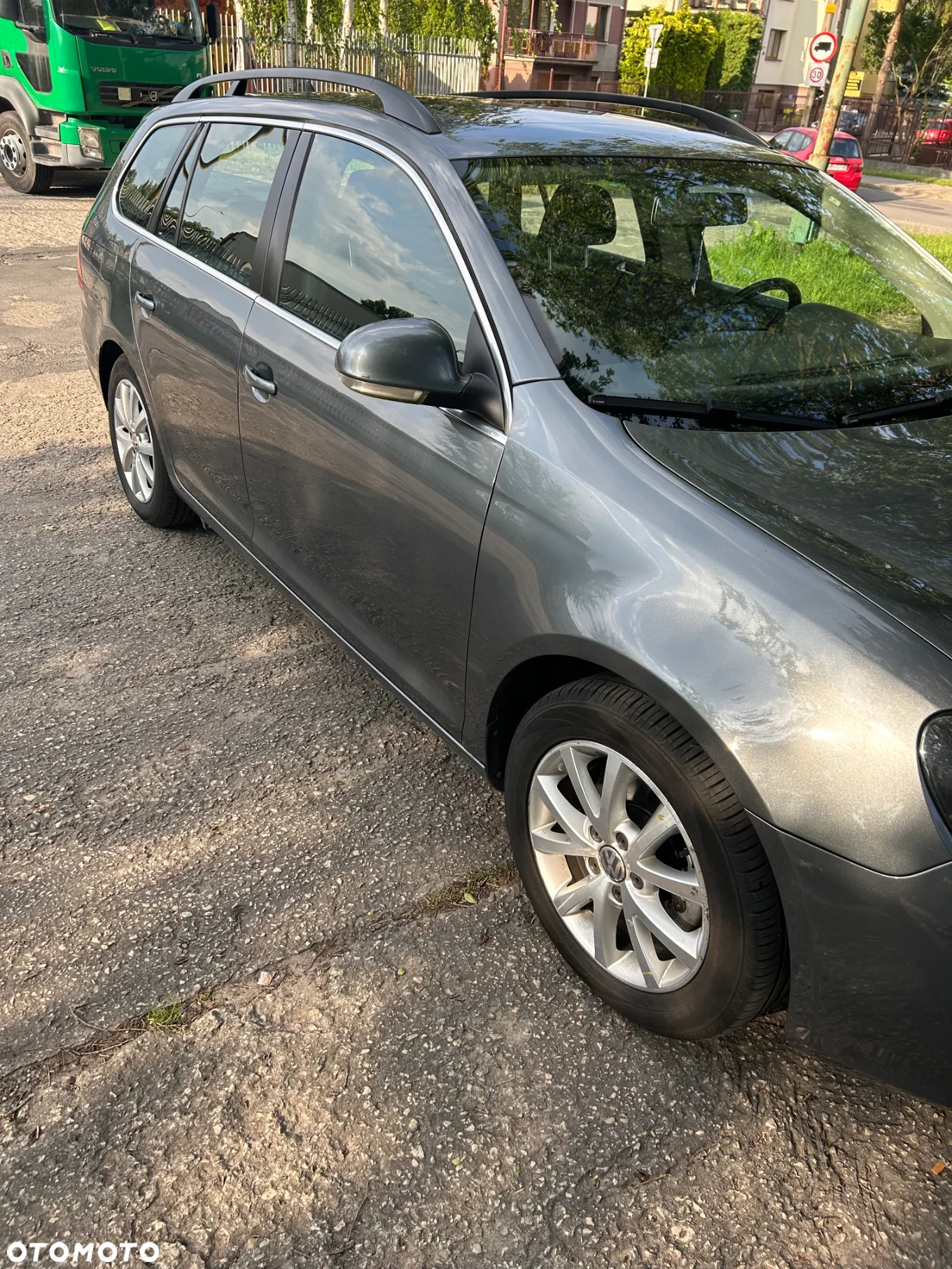 Volkswagen Golf 1.6 TDI DPF BlueMotion Technology Comfortline - 8