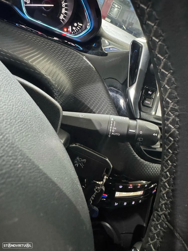Peugeot 2008 PureTech 110 Stop&Start Allure - 16