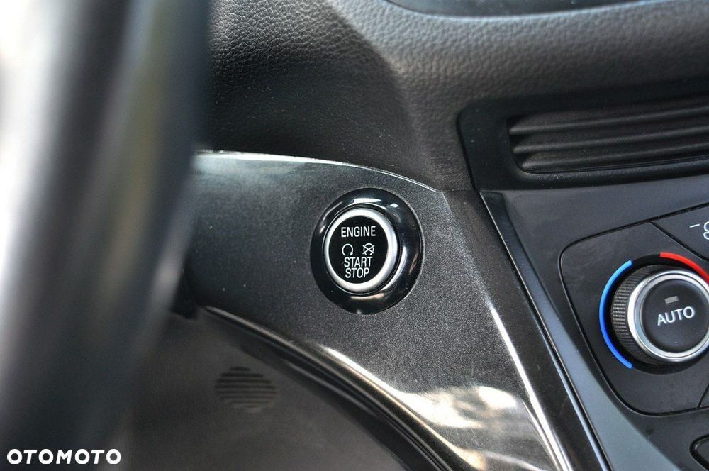 Ford Kuga 1.5 EcoBlue TITANIUM - 13