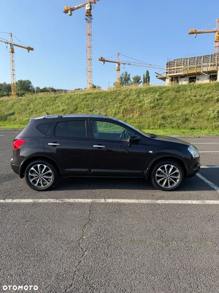 Nissan Qashqai 2.0 dCi 4x4 Tekna - 4