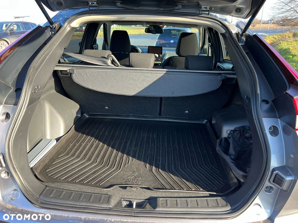 Mitsubishi Eclipse Cross - 13