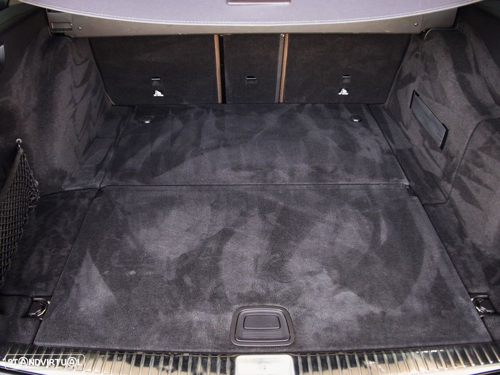 Mercedes-Benz E 220 d 4-Matic All Terrain Avantgarde + - 53
