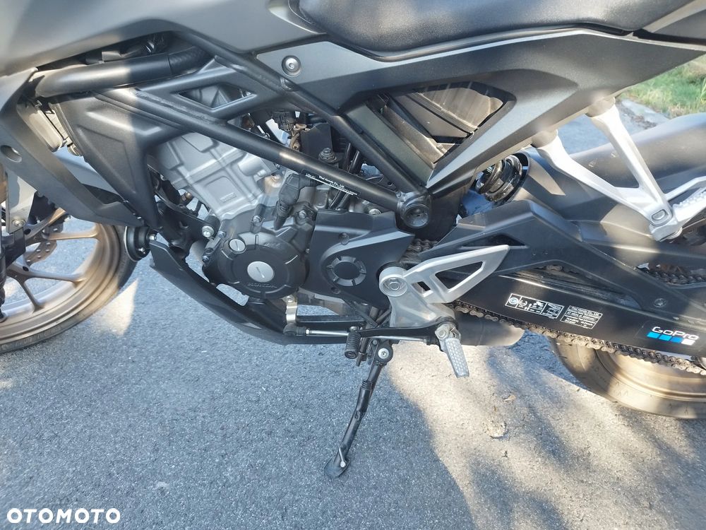 Honda CB - 13
