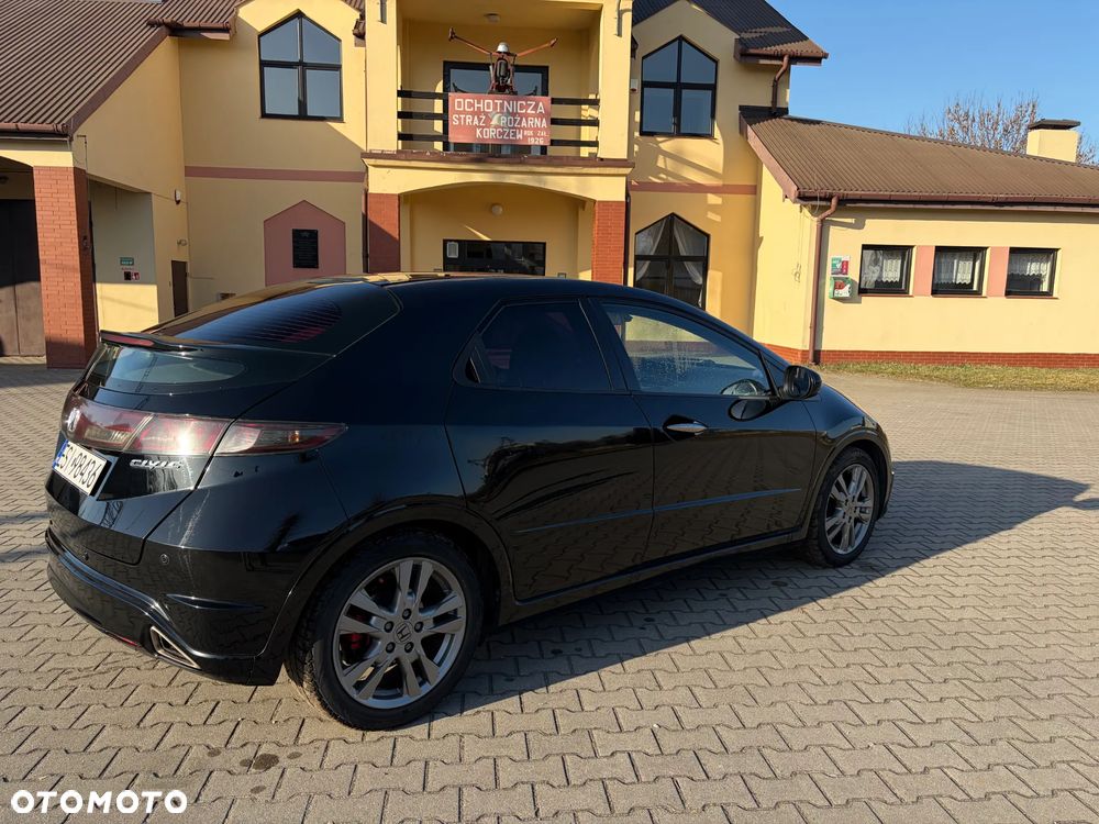 Honda Civic 1.8 GT Special Edition - 6