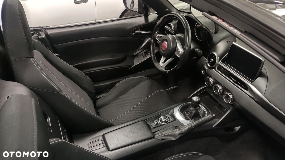 Fiat 124 Spider 1.4 MultiAir Turbo - 12