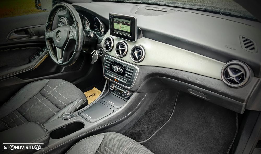 Mercedes-Benz GLA 220 d 7G-DCT AMG Line - 18