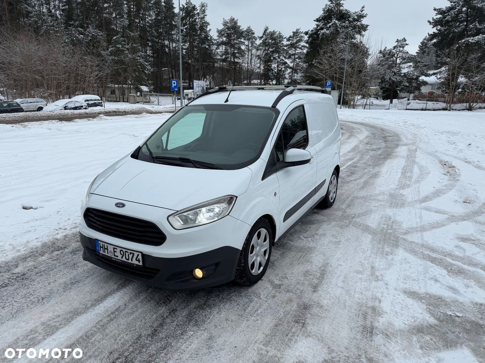 Ford Transit Courier - 2