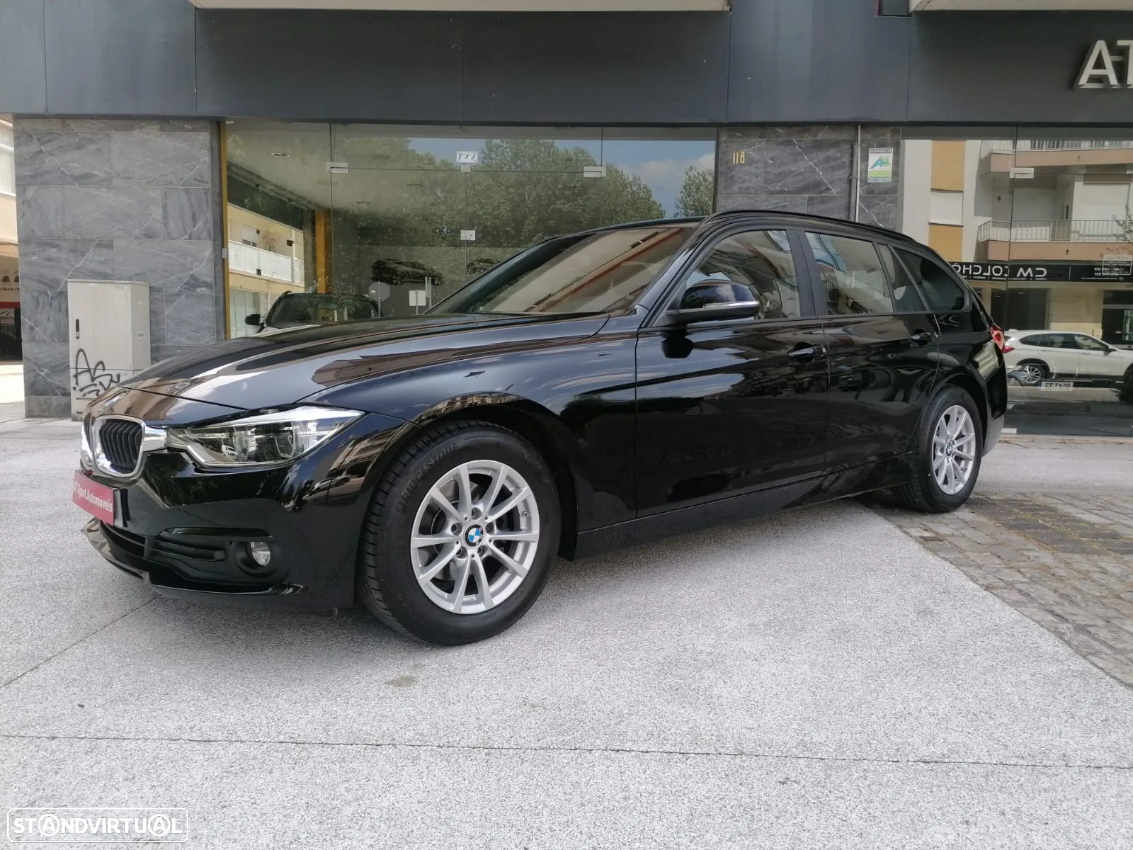 BMW 318 d Touring Advantage Auto - 31